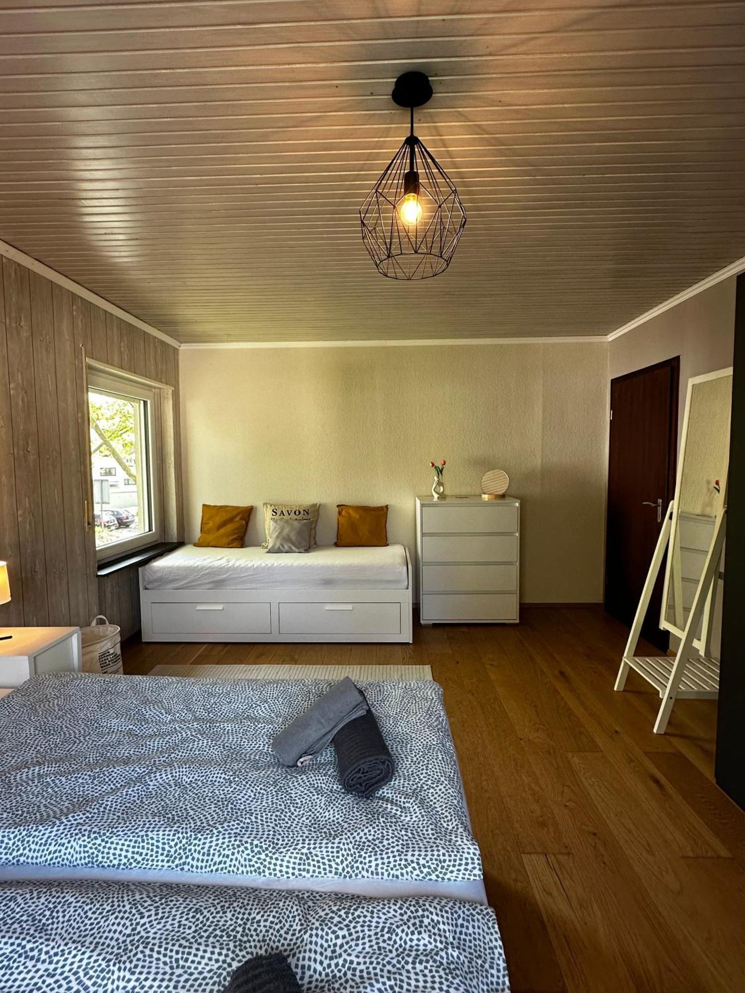 Gemuetliche Wohnung Карлсруэ Экстерьер фото